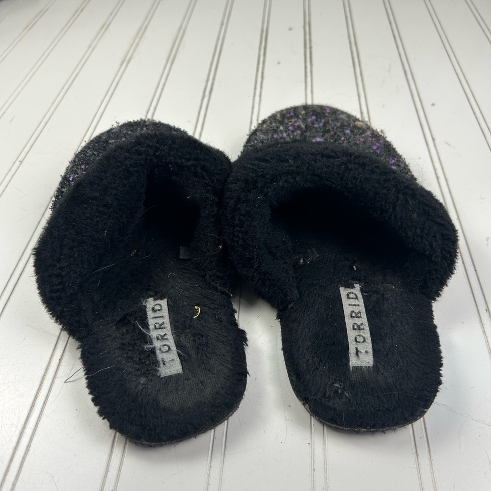 Torrid Black Faux Fur Glitter Slip On Slippers Womenโs Size 9M - Picture 2 of 9